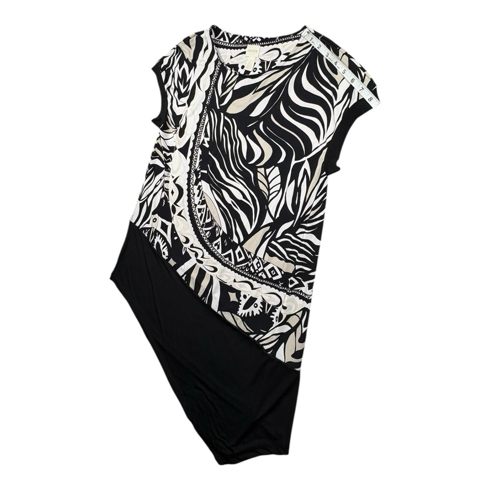 Chico's Size 2 Black Beige‎ Asymmetrical Hem Tunic Top Short Sleeve Stretch - Picture 8 of 8